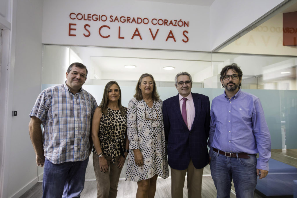 Firma de convenio Startinnova en el Colegio de las Esclavas, foto Roberto Ruiz